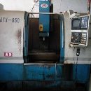 []出售05年鼎泰850数控铣床